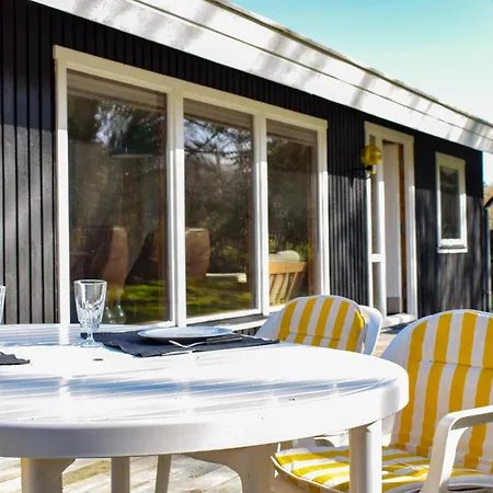 Three-bedroom In Vakantiehuis *