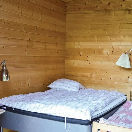 Three-bedroom In Græsted